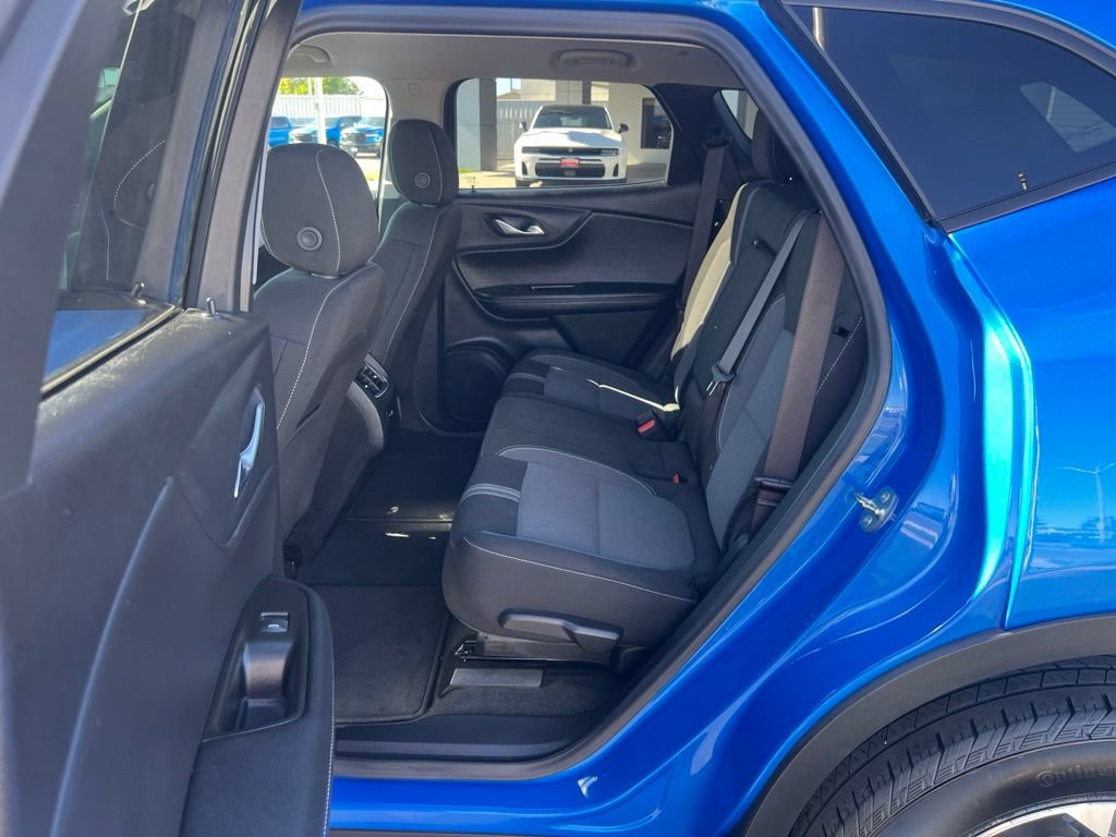 Used 2025 Chevrolet Blazer LT FWD image 33