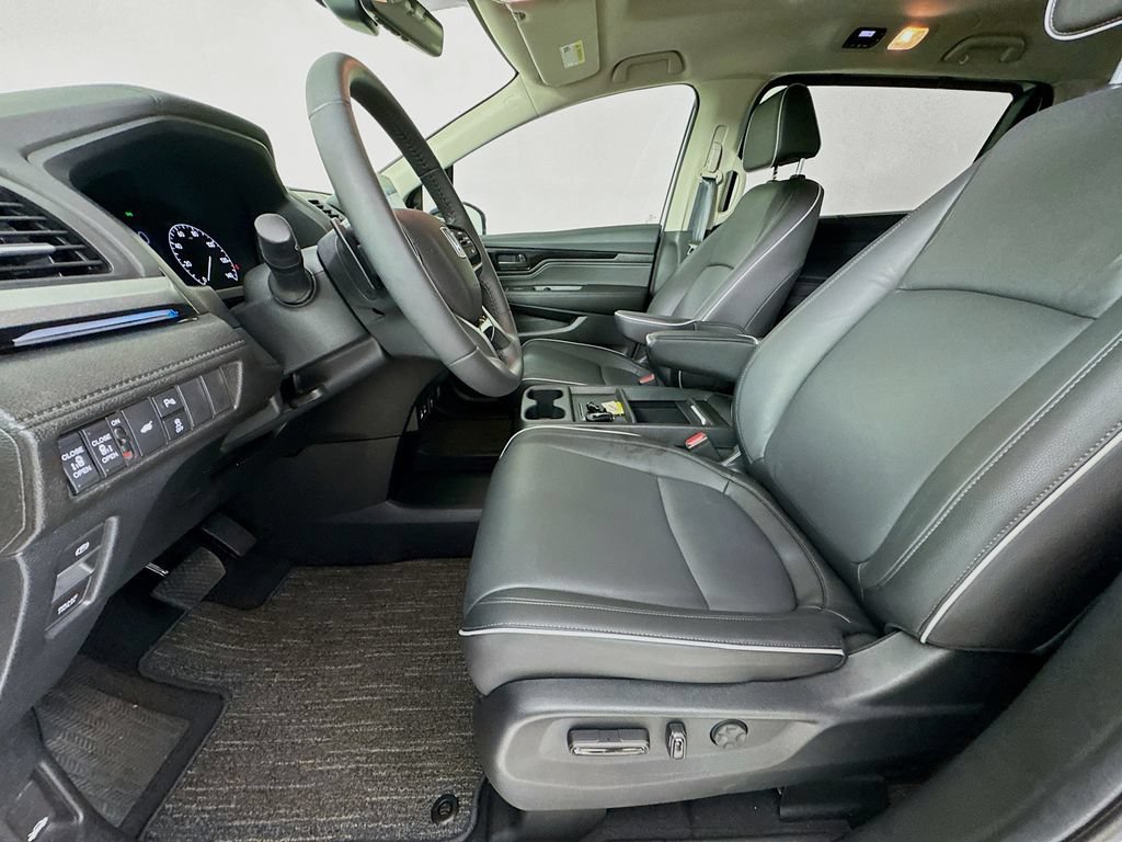 Used 2026 Honda Odyssey Touring image 28