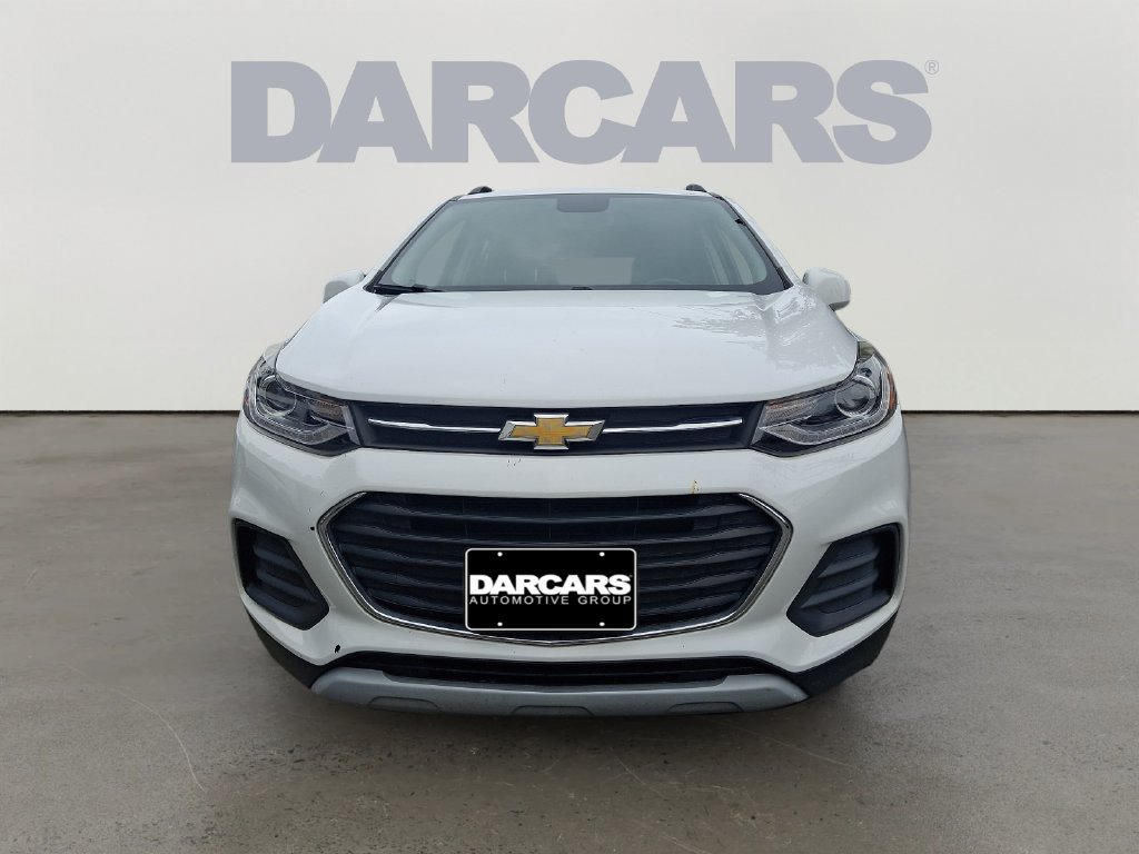 Used 2018 Chevrolet Trax LT w/ LT Convenience Package AWD/4WD image 2