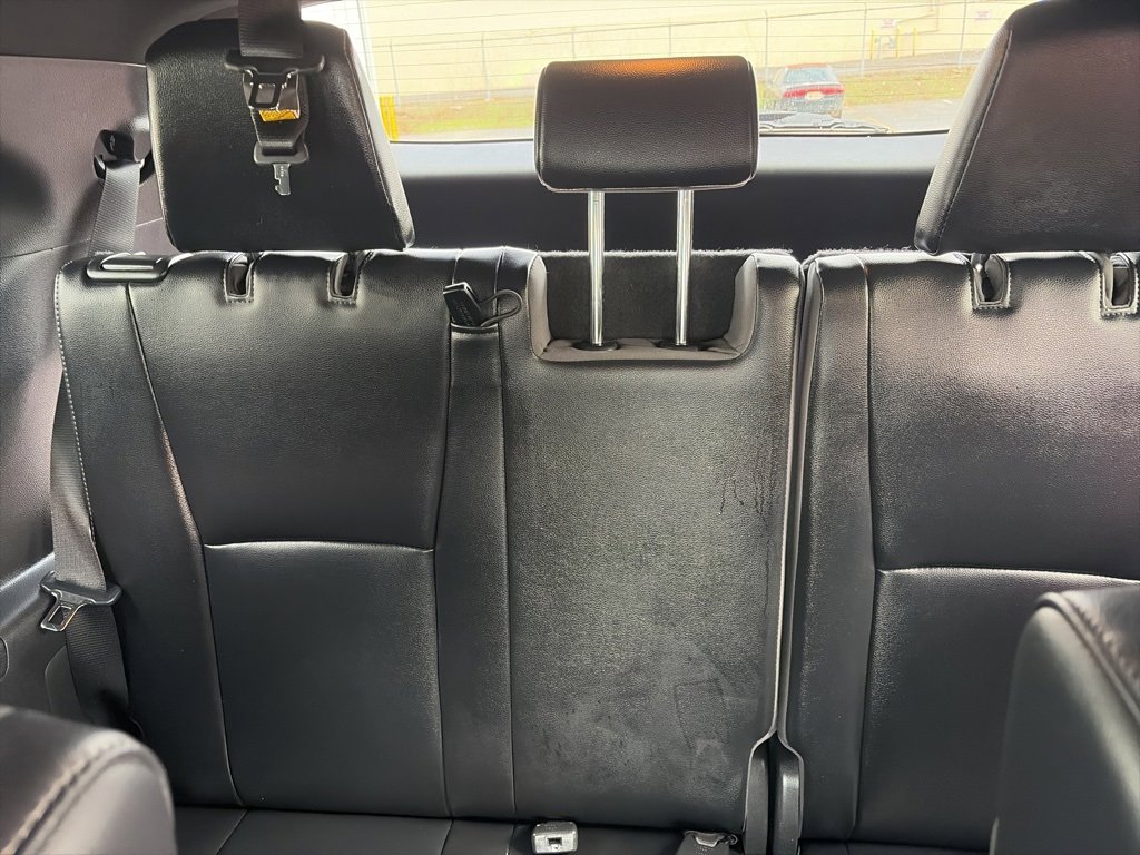 Used 2021 Toyota Highlander XSE image 11