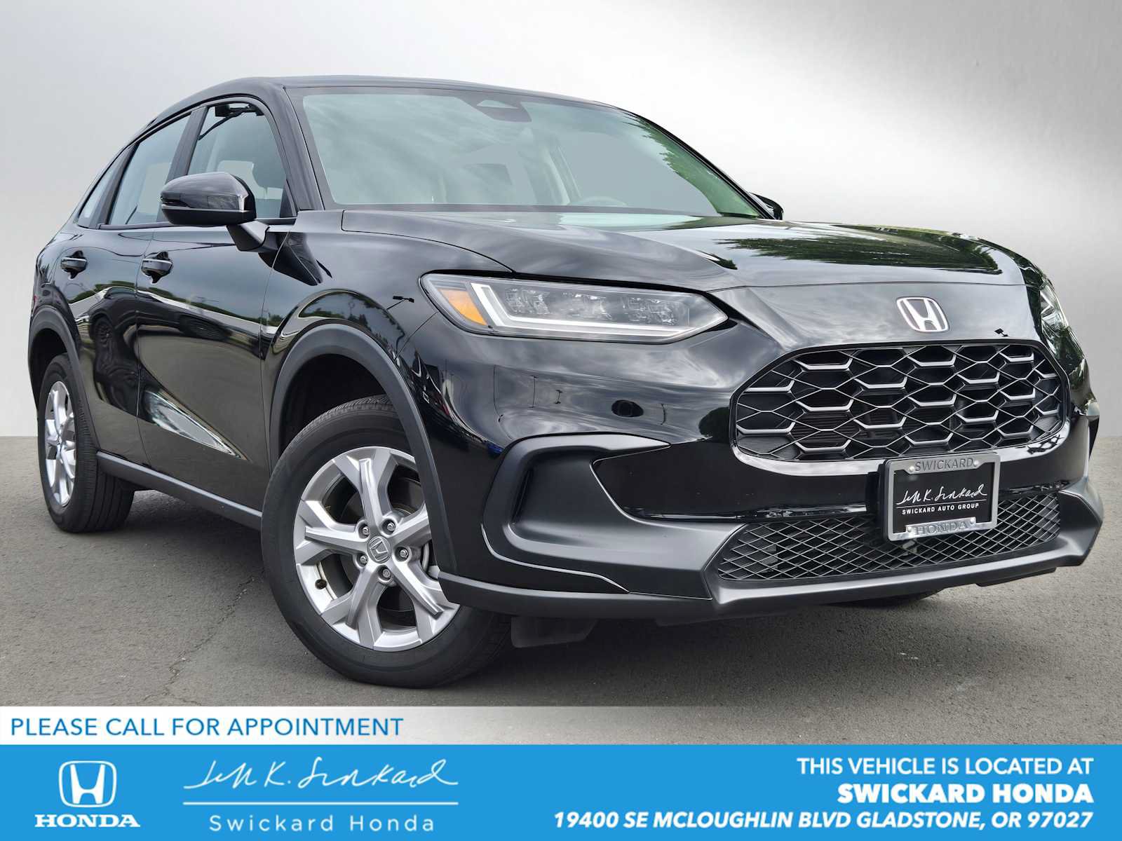 Used 2023 Honda HR-V LX image 1