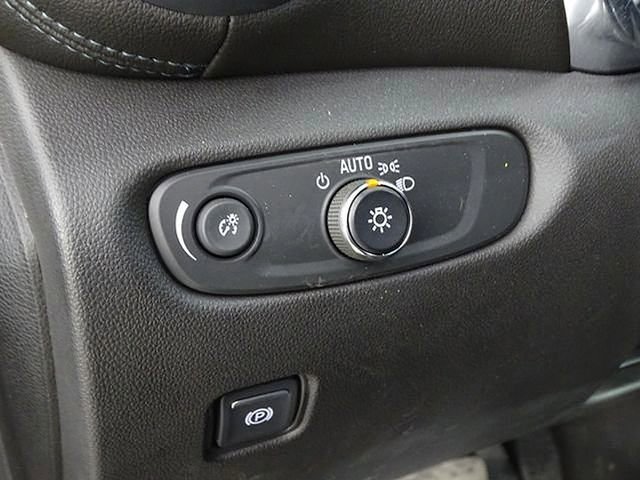 Used 2022 Chevrolet Blazer LT image 17