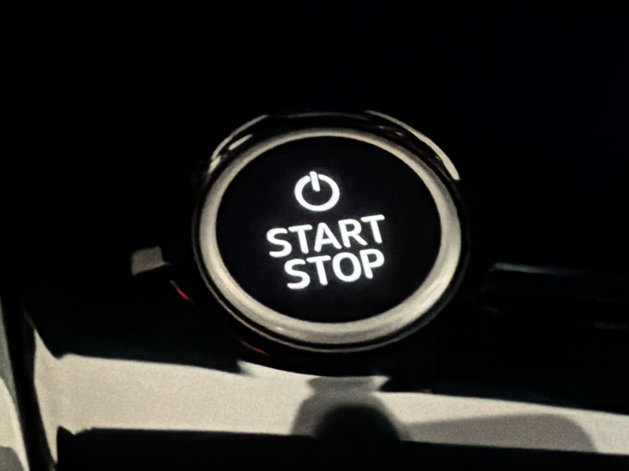 Used 2025 Audi Q4 e-tron Prestige w/ Sport Package image 24