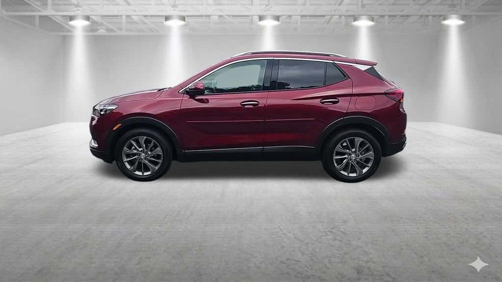 Used 2022 Buick Encore GX Essence w/ Advanced Technology Package FWD image 4