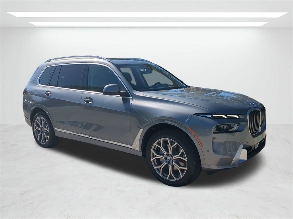 New 2026 BMW X7 xDrive40i w/ Premium Package image 2