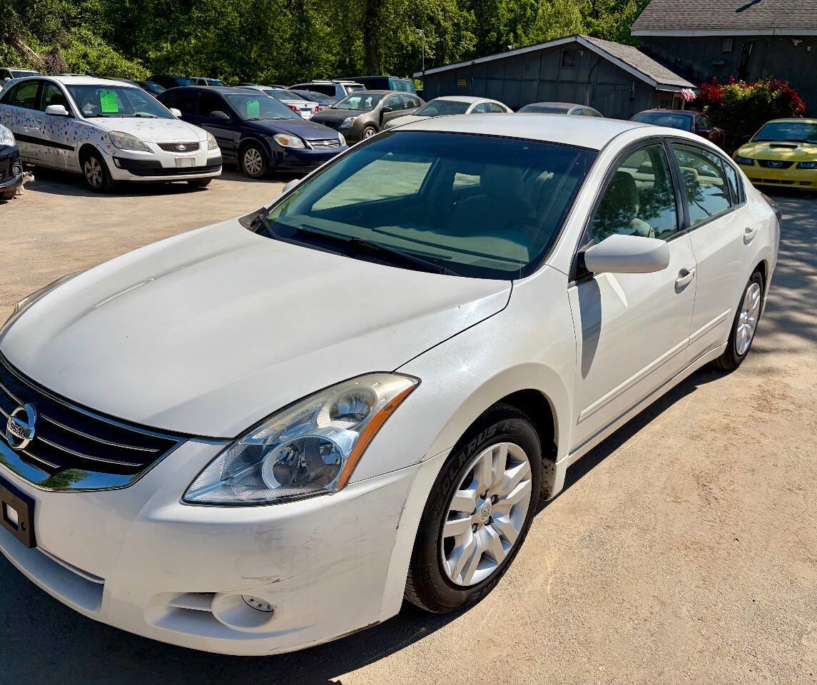 Used 2012 Nissan Altima 2.5 S w/ Value Pkg FWD image 2