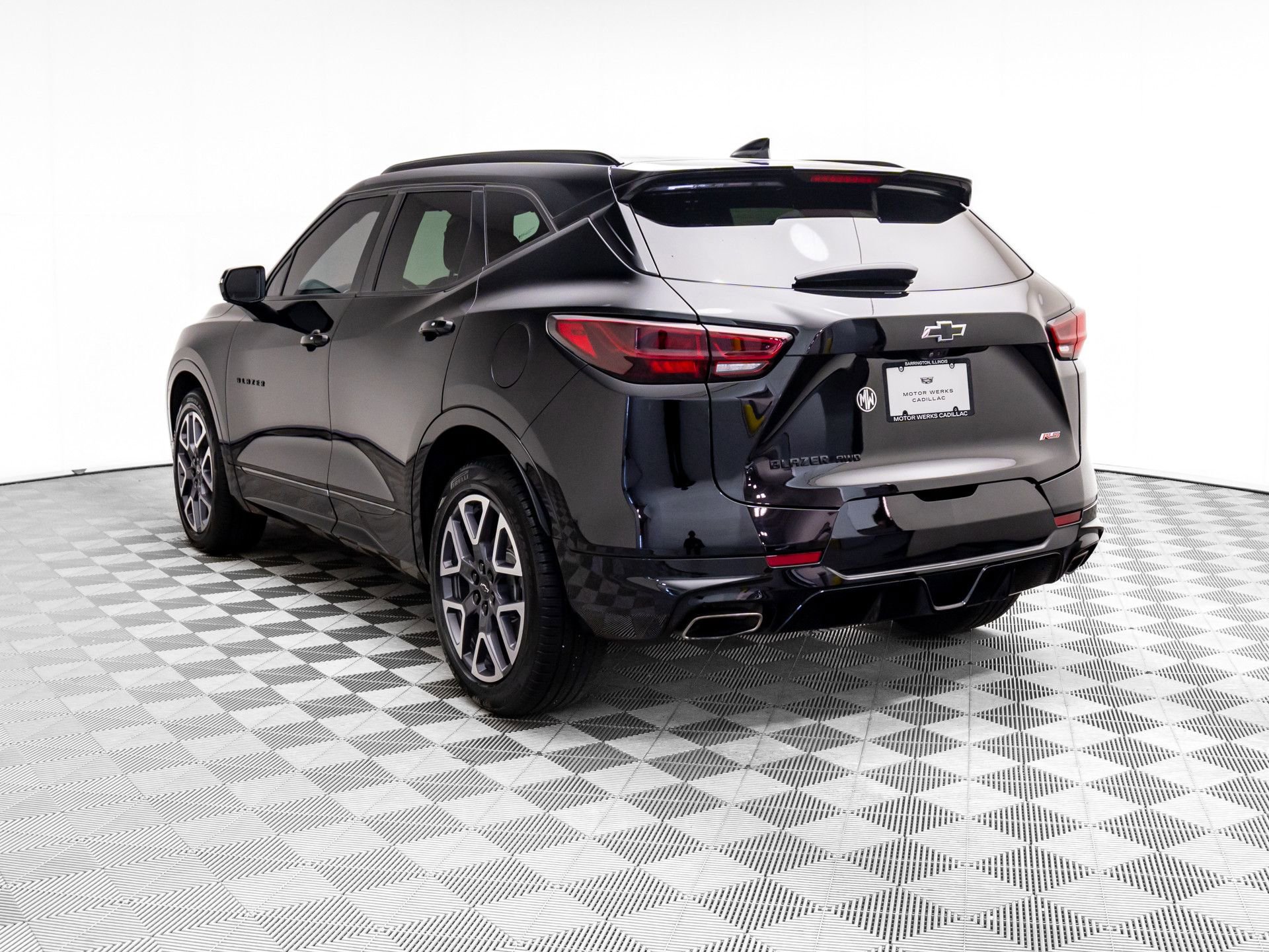 Used 2023 Chevrolet Blazer RS w/ Driver Confidence II Package image 3