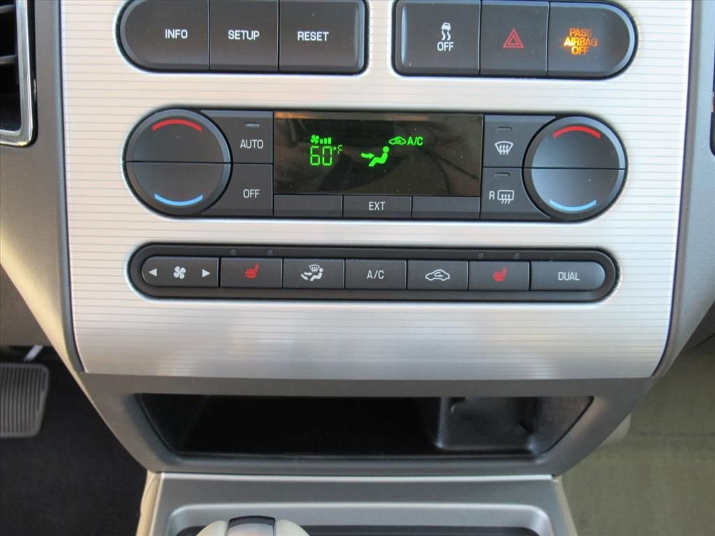 Used 2007 Ford Edge SEL image 23