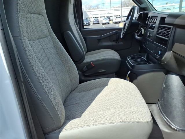 New 2026 Chevrolet Express 2500 w/ Communications Package image 6