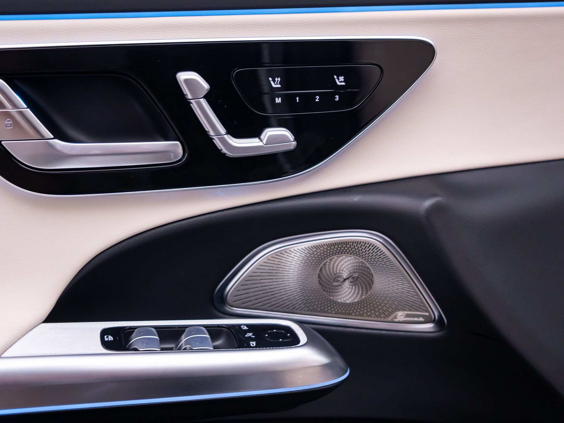 New 2026 Mercedes-Benz E 350 4MATIC Sedan image 15
