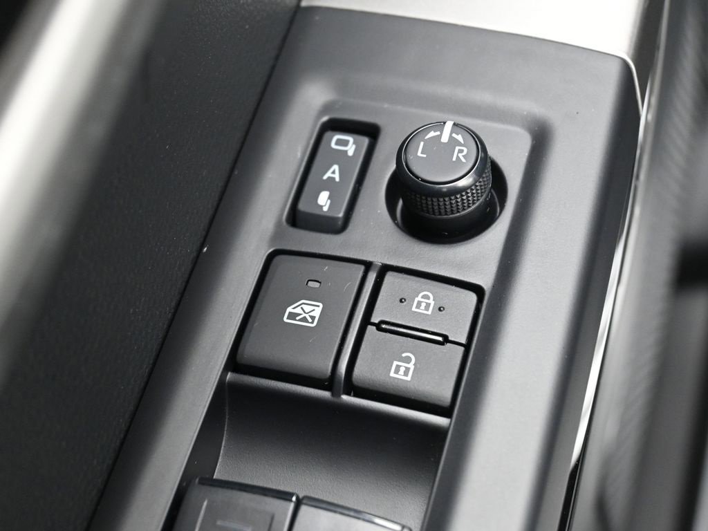 Used 2024 Toyota Tundra Limited image 13