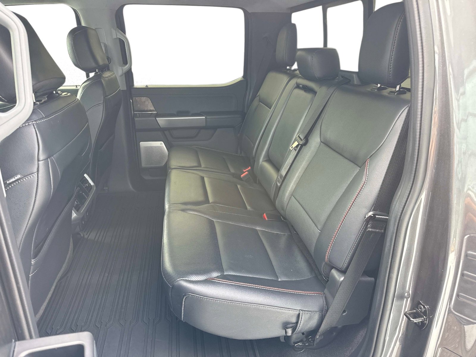 Used 2023 Ford F150 Lariat w/ Equipment Group 502A High image 12