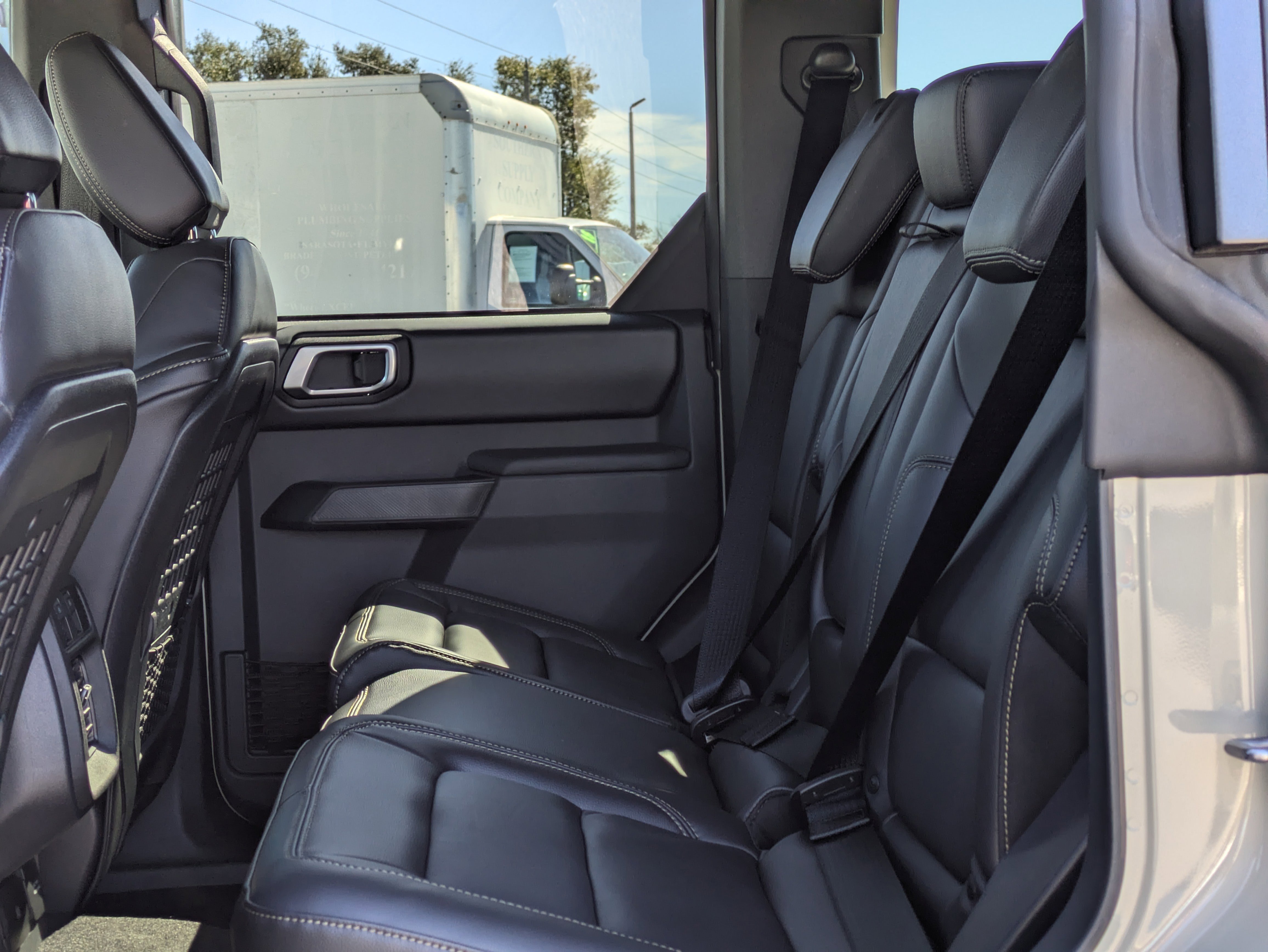 New 2025 Ford Bronco Badlands AWD/4WD image 43