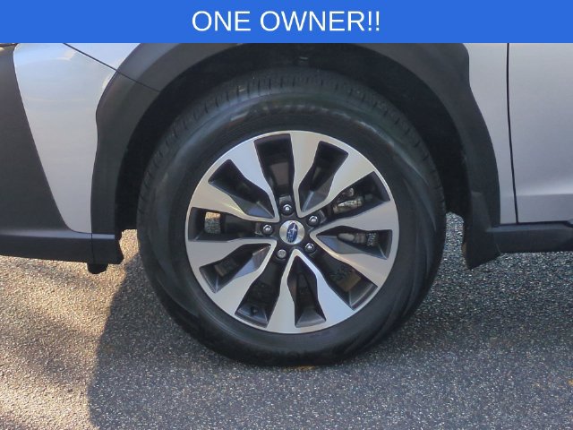 Used 2025 Subaru Outback Limited AWD/4WD image 10