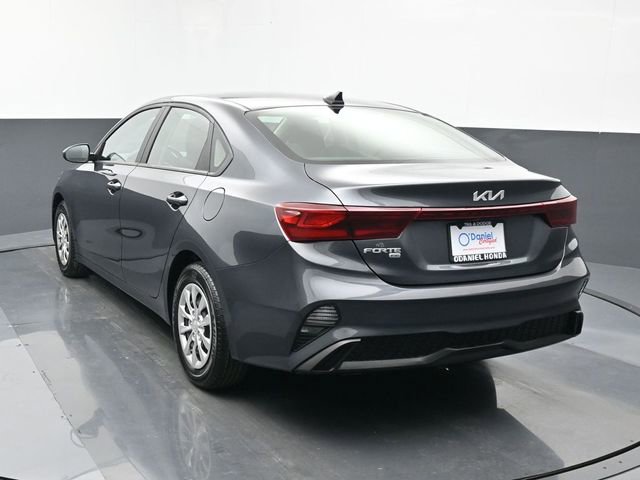 Used 2024 Kia Forte LX image 3