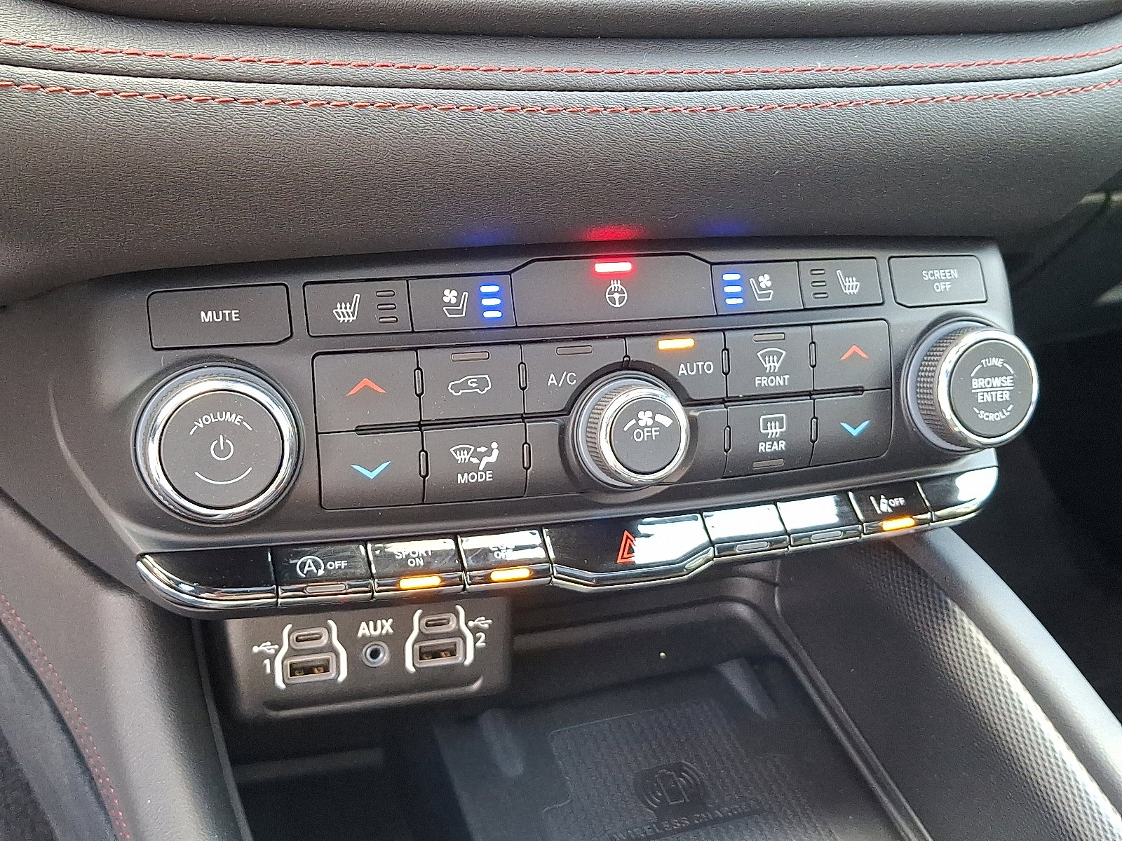 Certified 2024 Dodge Durango GT image 18