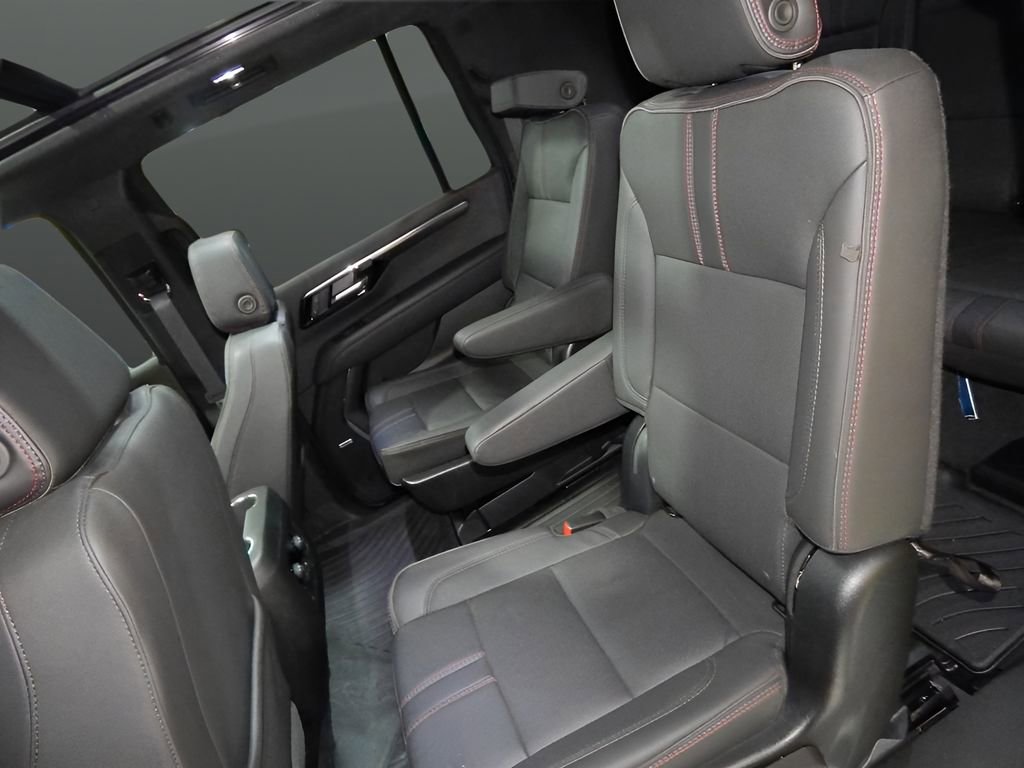 Used 2025 Chevrolet Suburban RST w/ RST Capability Package AWD/4WD image 26