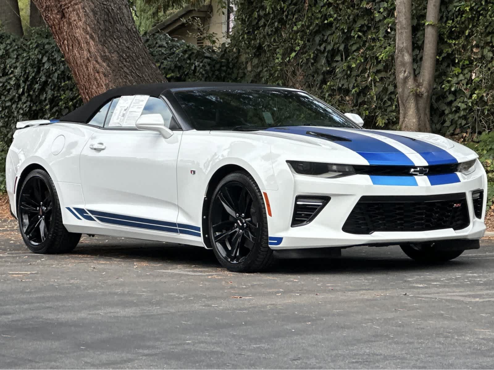 Used 2016 Chevrolet Camaro SS RWD image 9
