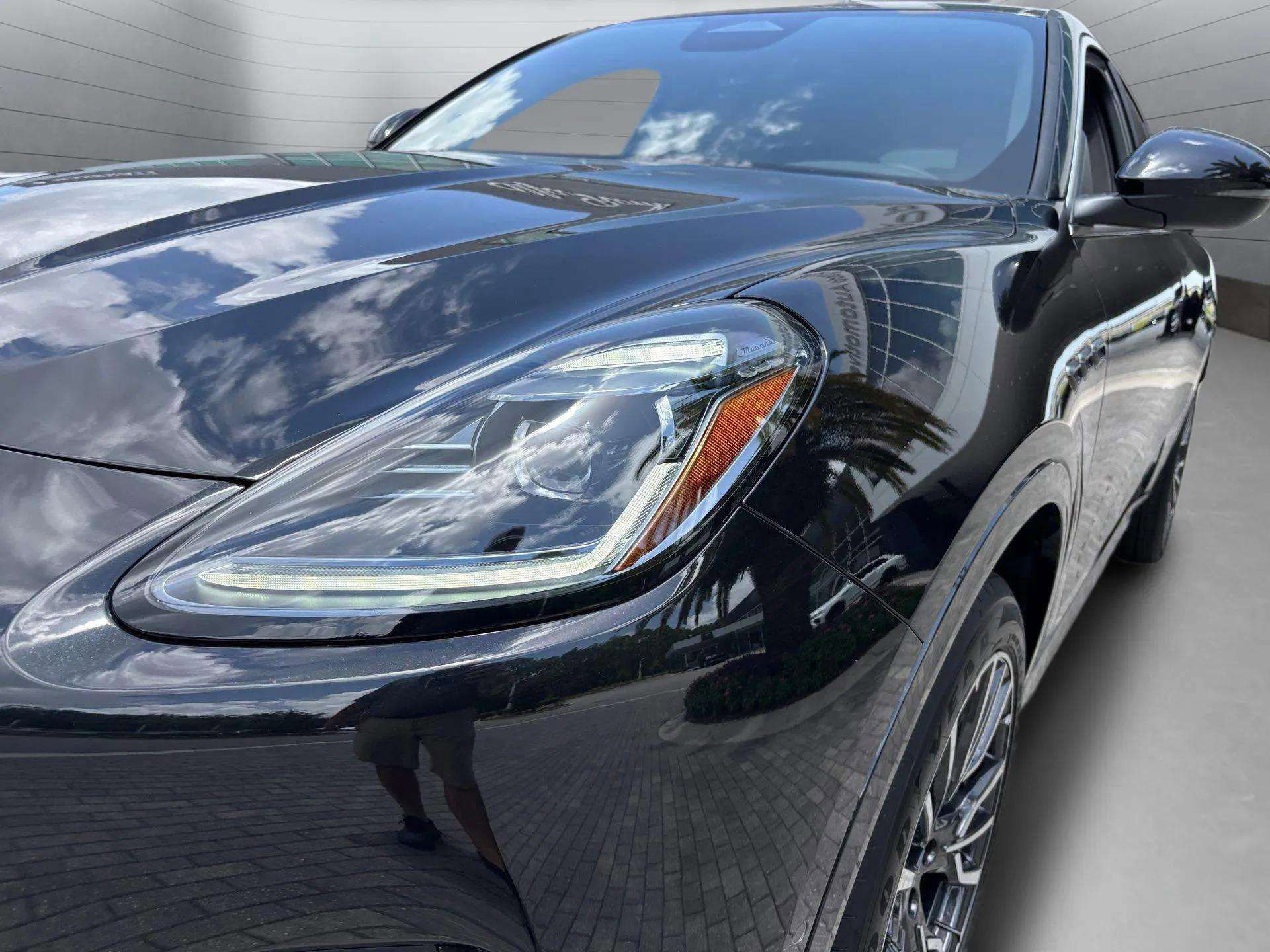 New 2025 Maserati Grecale GT image 43