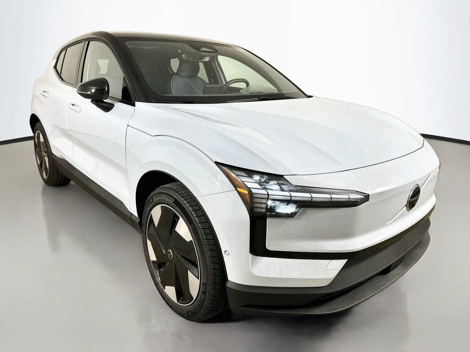 New 2026 Volvo EX30 Ultra w/ Protection Package Premier AWD/4WD image 3