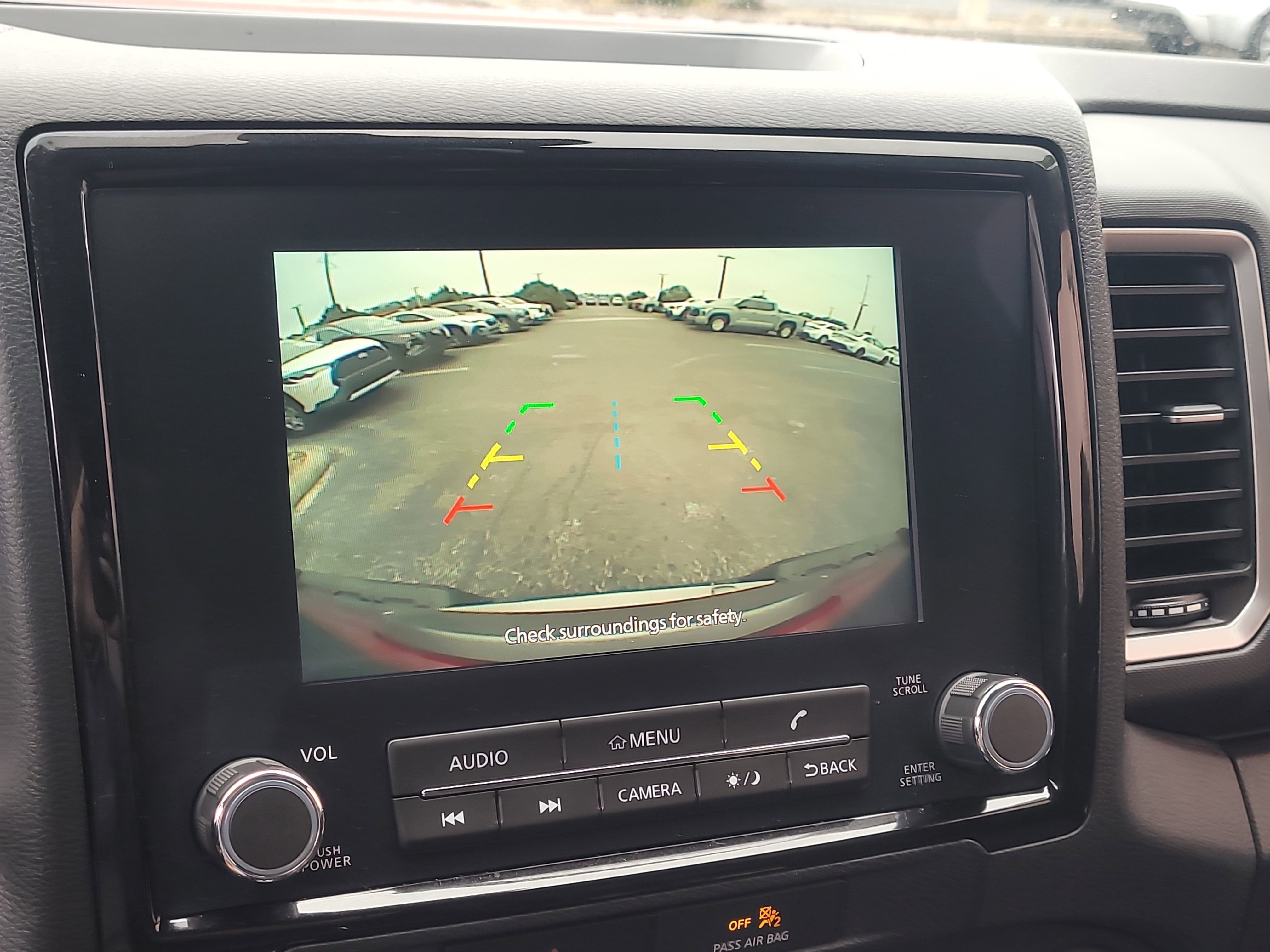 Used 2022 Nissan Frontier SV image 25