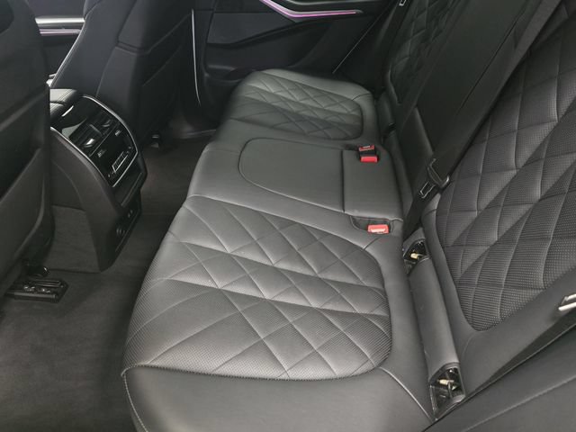 Used 2024 BMW X5 sDrive40i RWD image 13