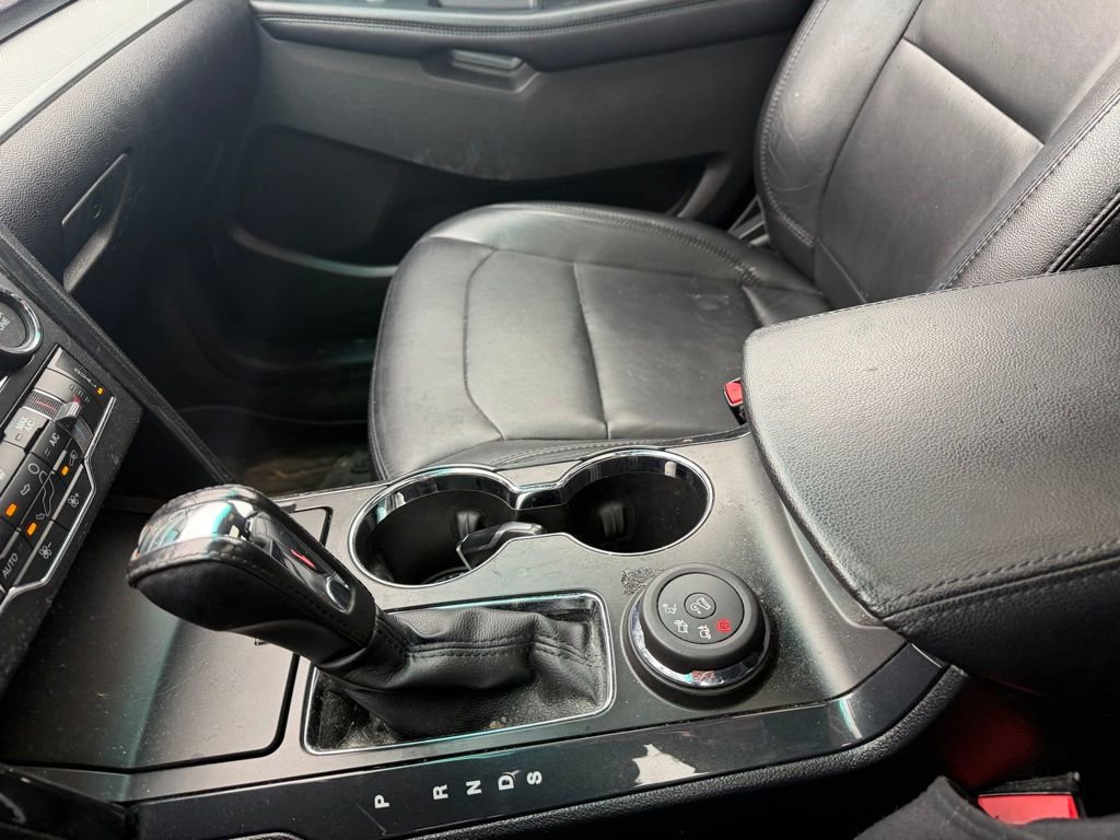 Used 2016 Ford Explorer XLT w/ Equipment Group 202A AWD/4WD image 21