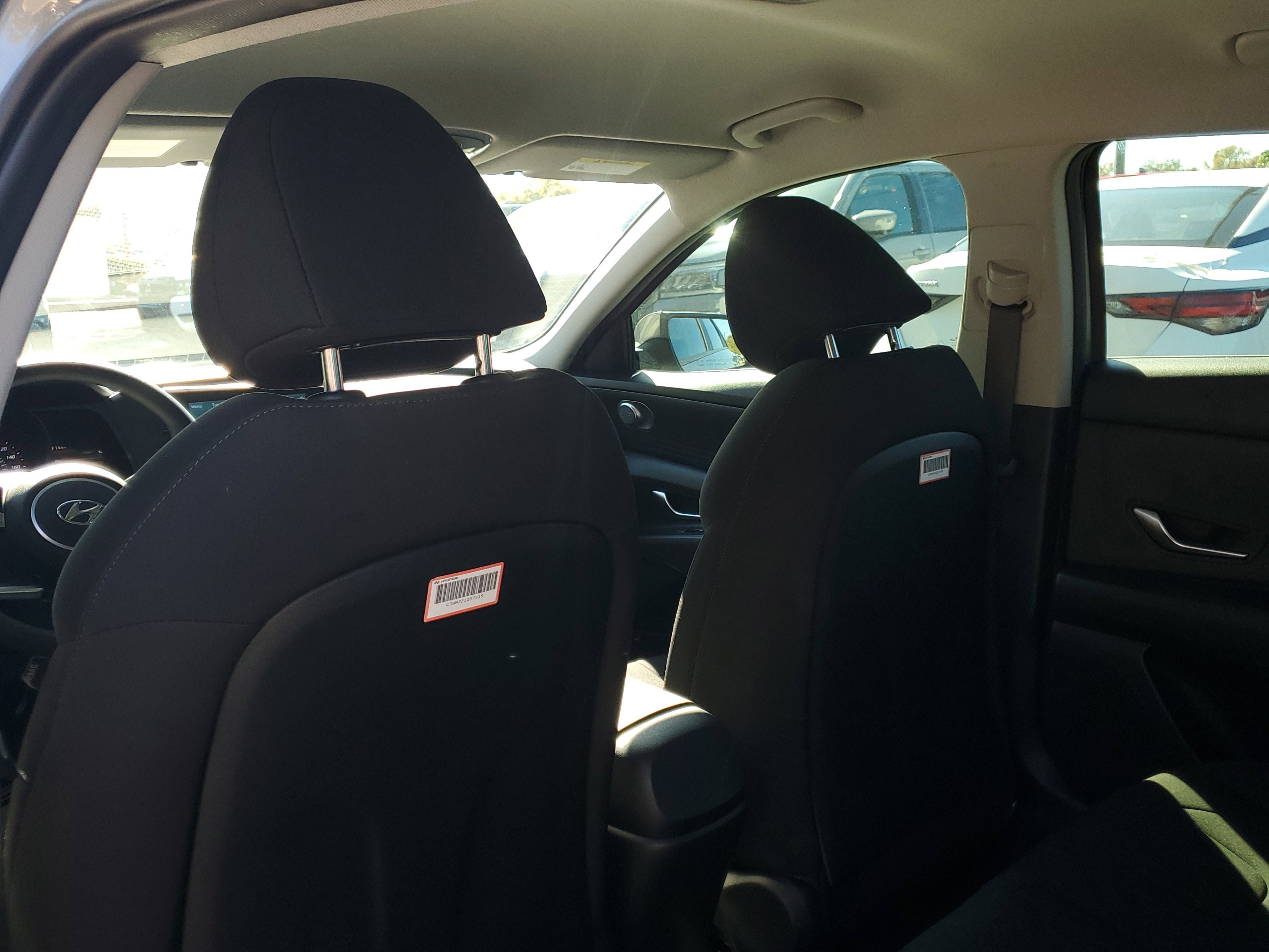 Used 2023 Hyundai Elantra SEL image 12