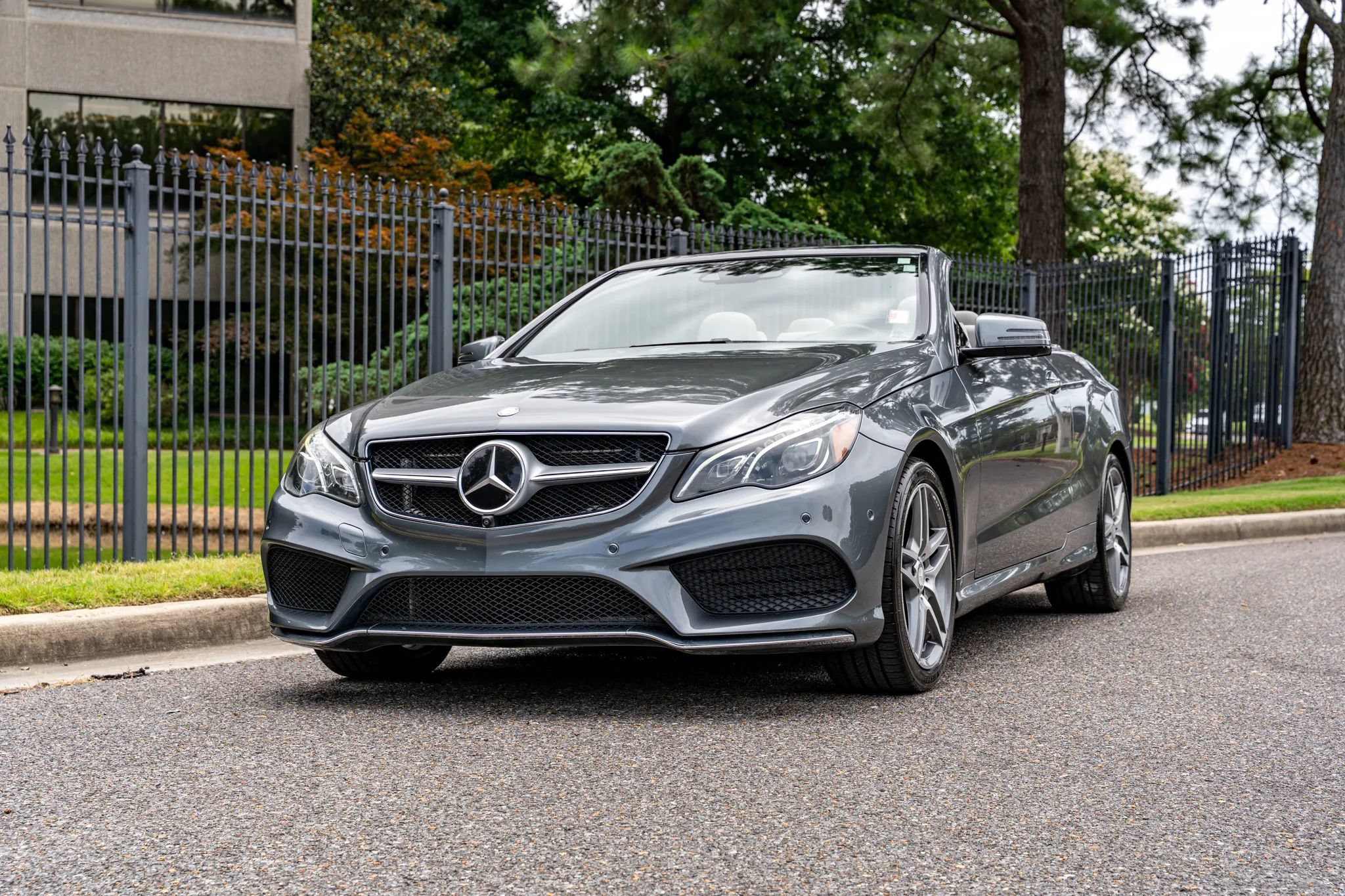 Used 2017 Mercedes-Benz E 400 Cabriolet w/ Premium 3 Package image 7