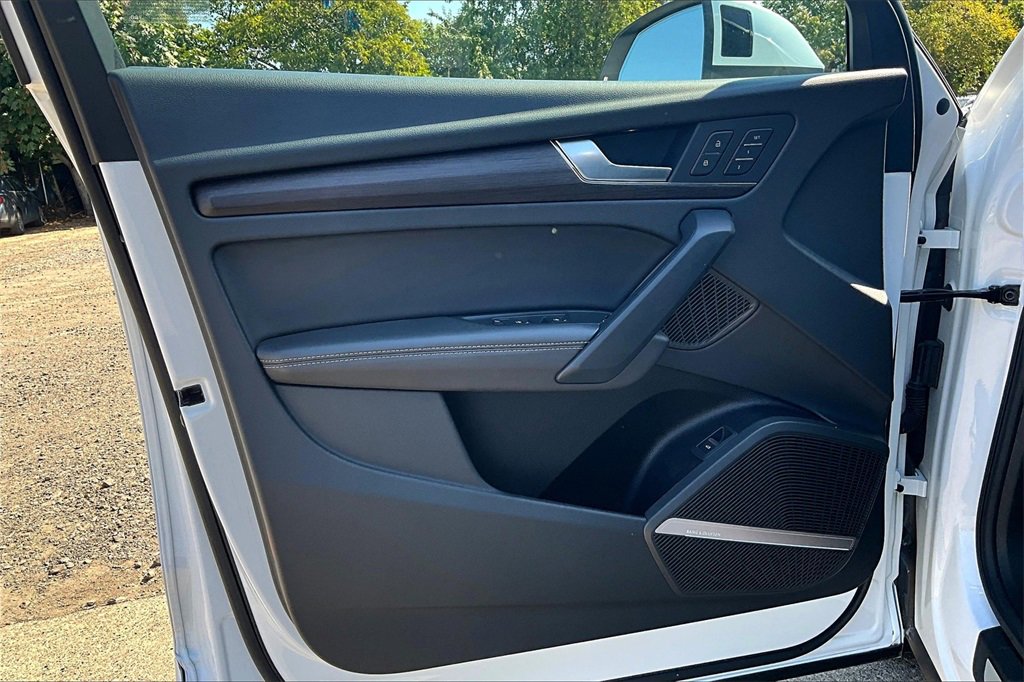 Used 2024 Audi Q5 2.0T Premium Plus image 22