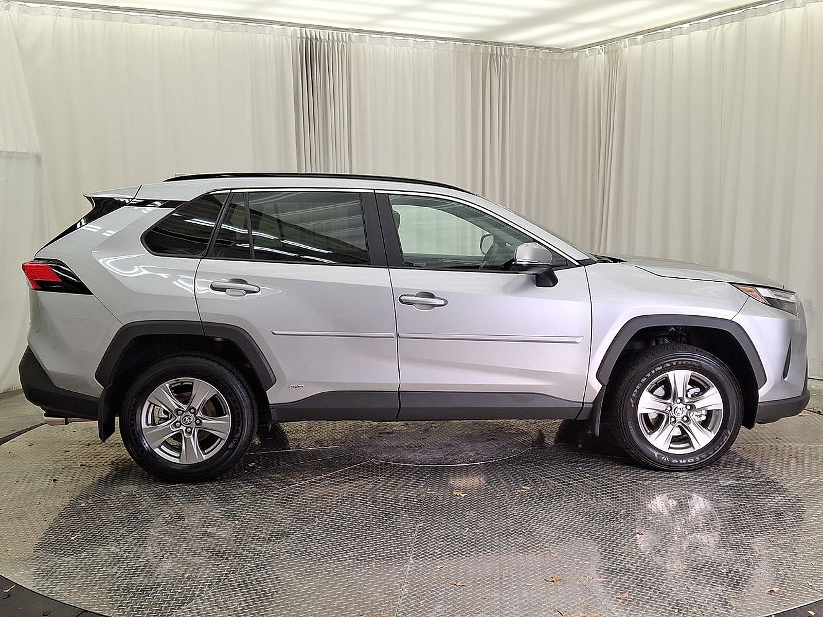 Certified 2025 Toyota RAV4 XLE image 26