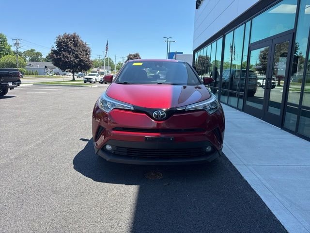 Used 2018 Toyota C-HR XLE FWD image 7
