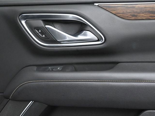 Used 2023 Chevrolet Suburban Premier RWD image 37