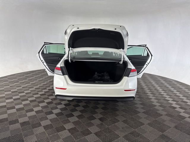 Certified 2025 Honda Accord SE image 20