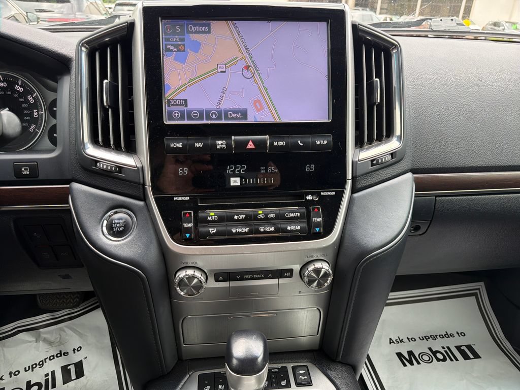 Used 2018 Toyota Land Cruiser AWD/4WD image 47