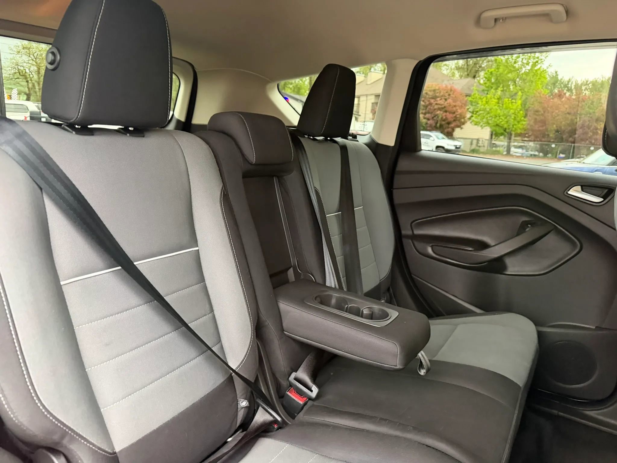 Used 2015 Ford Escape SE image 22