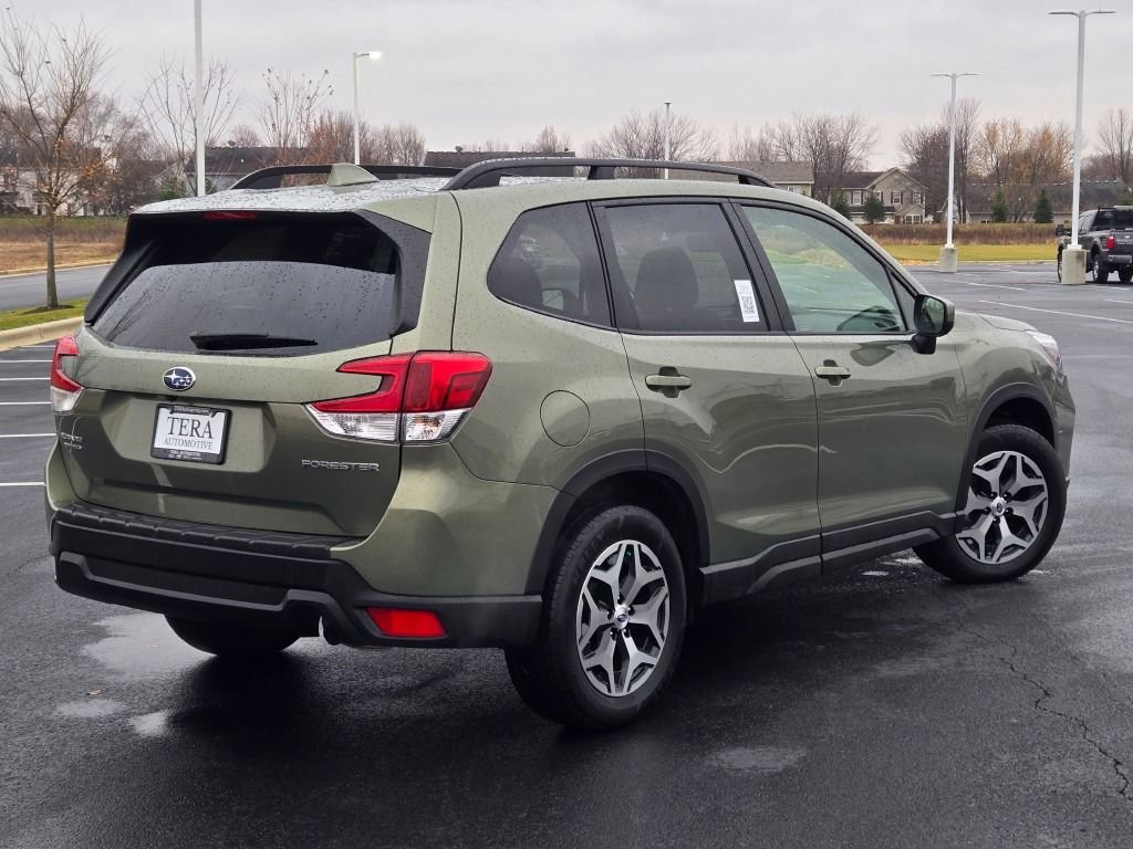 Used 2019 Subaru Forester Premium image 10