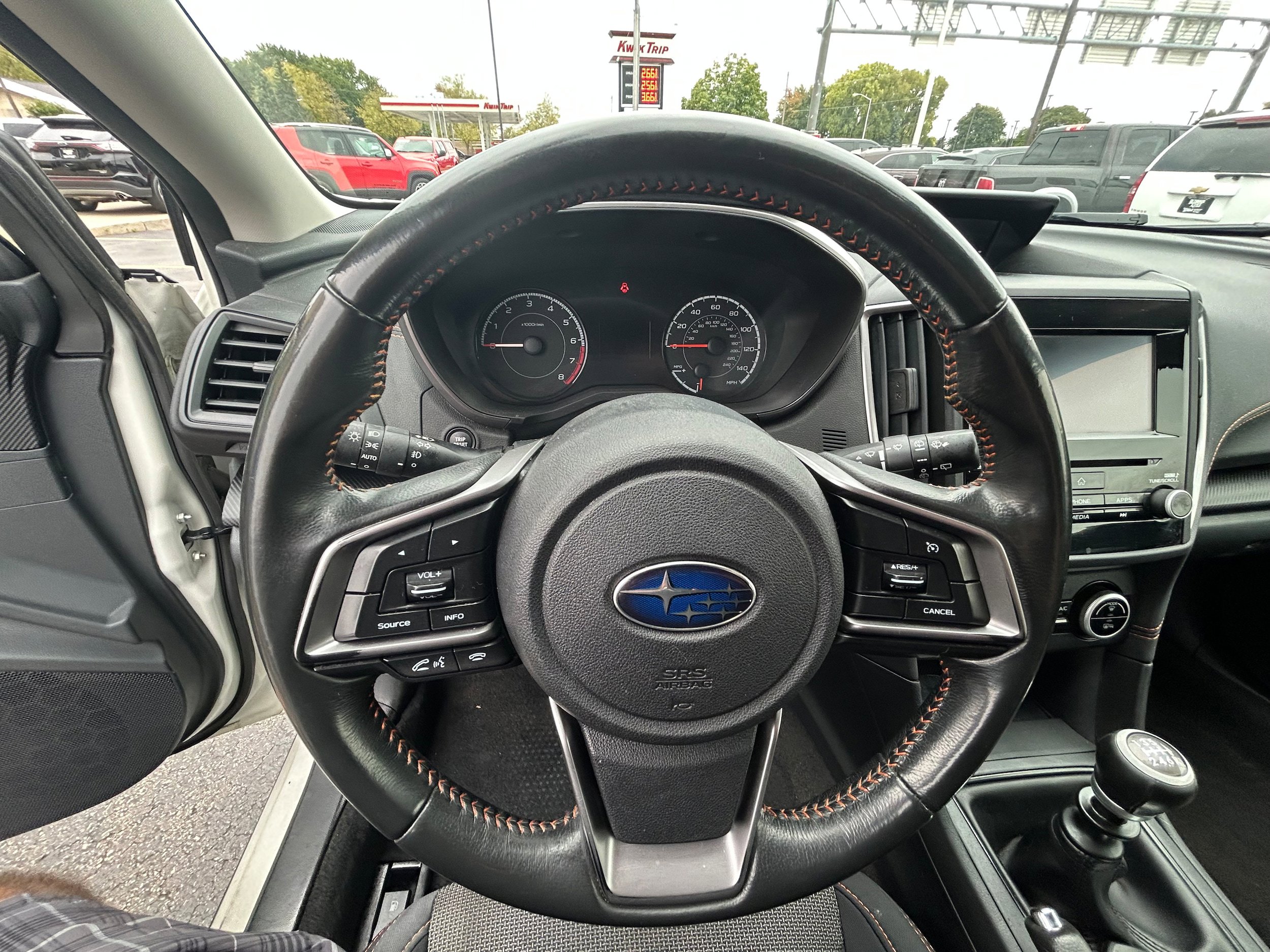 Used 2022 Subaru Crosstrek 2.0i Premium w/ Popular Package #2 AWD/4WD image 8