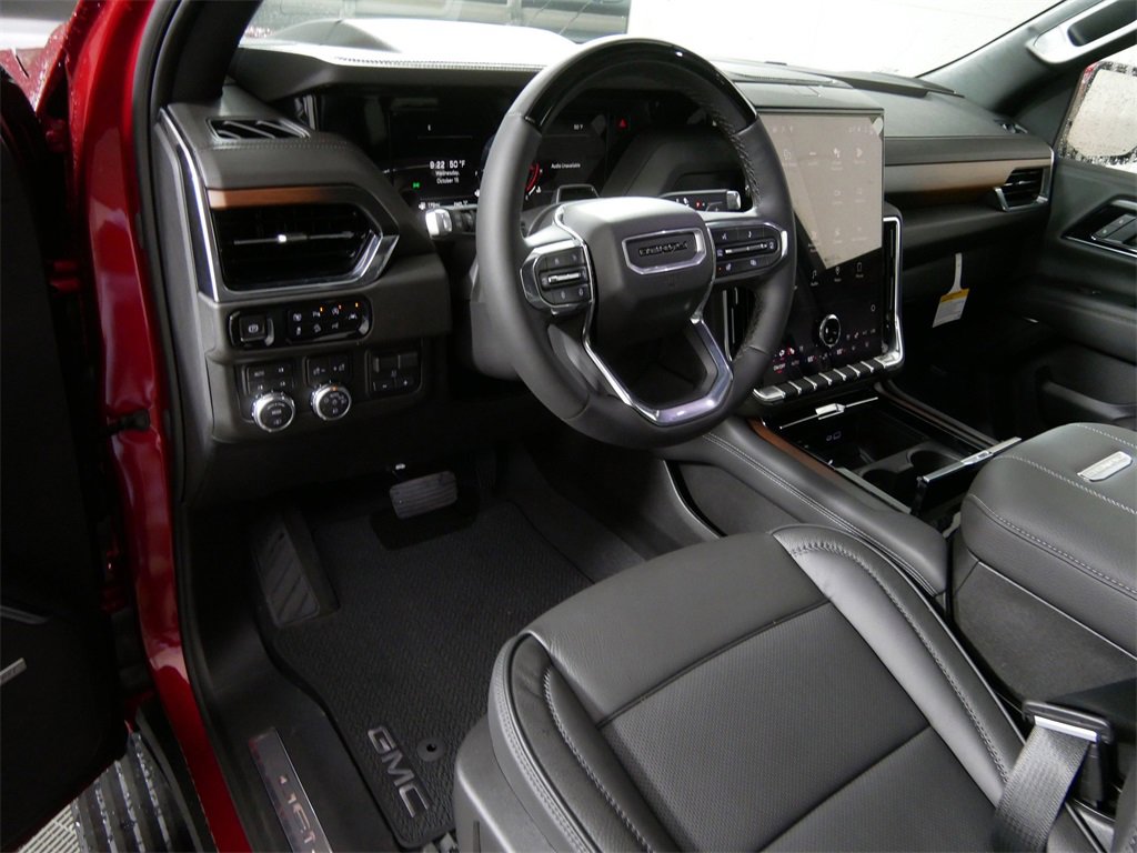 New 2026 GMC Yukon XL Denali w/ Denali Reserve Package image 12