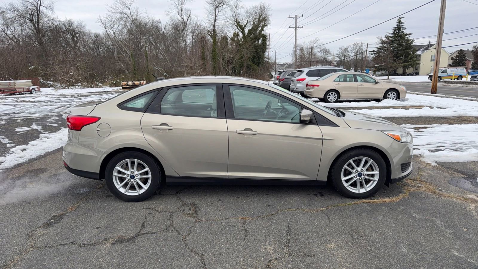 Used 2016 Ford Focus SE image 5