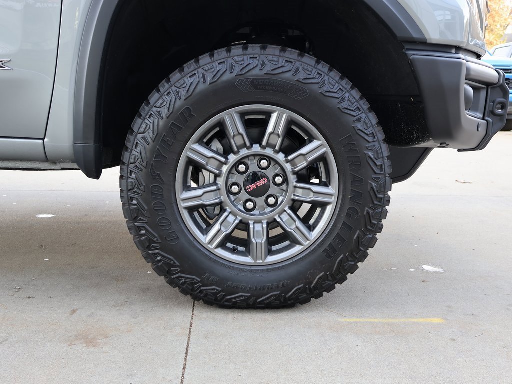 New 2025 GMC Sierra 1500 AT4X image 47