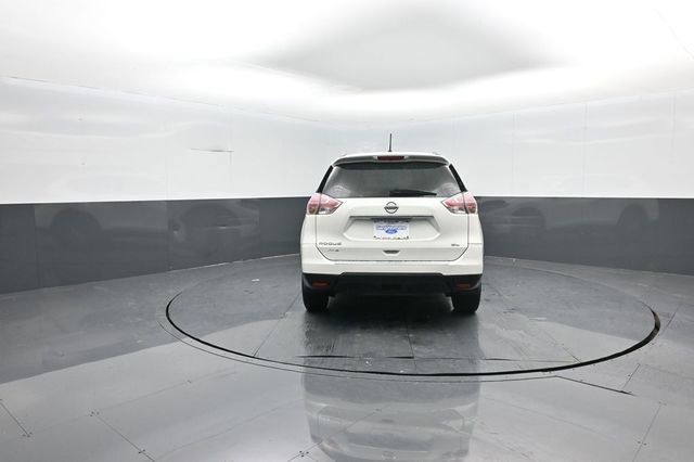 Used 2016 Nissan Rogue SL w/ SL Premium Package image 6