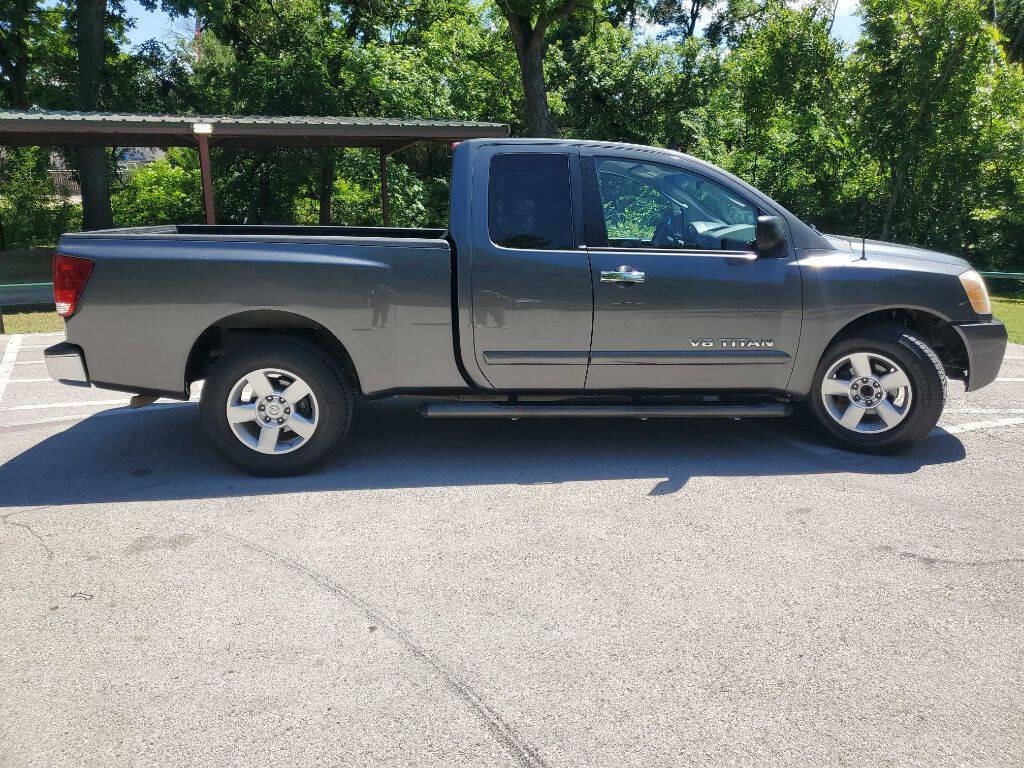 Used 2006 Nissan Titan SE RWD image 7
