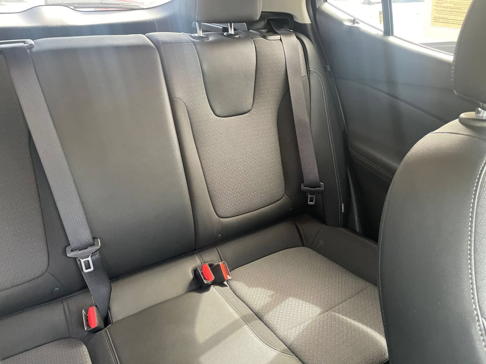 Used 2025 Buick Encore GX Preferred FWD image 35