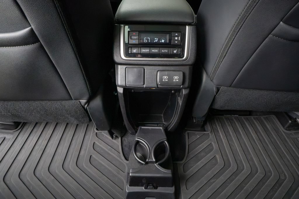 Used 2022 Subaru Ascent Limited w/ Technology Package AWD/4WD image 19