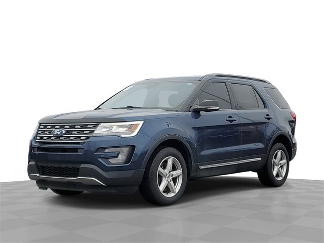 Used 2017 Ford Explorer XLT w/ Equipment Group 202A