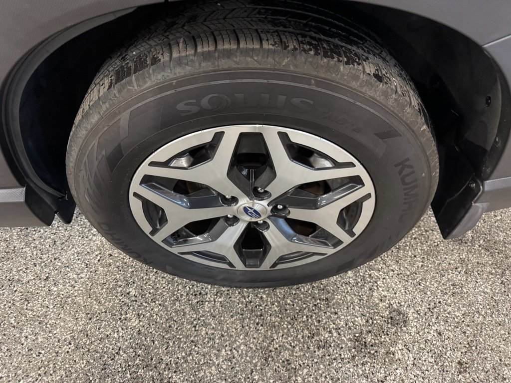 Used 2019 Subaru Forester Premium w/ All-Weather Package image 15