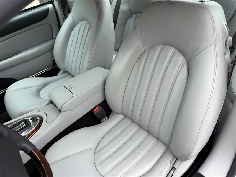 Used 2005 Jaguar XK8 Coupe RWD image 15