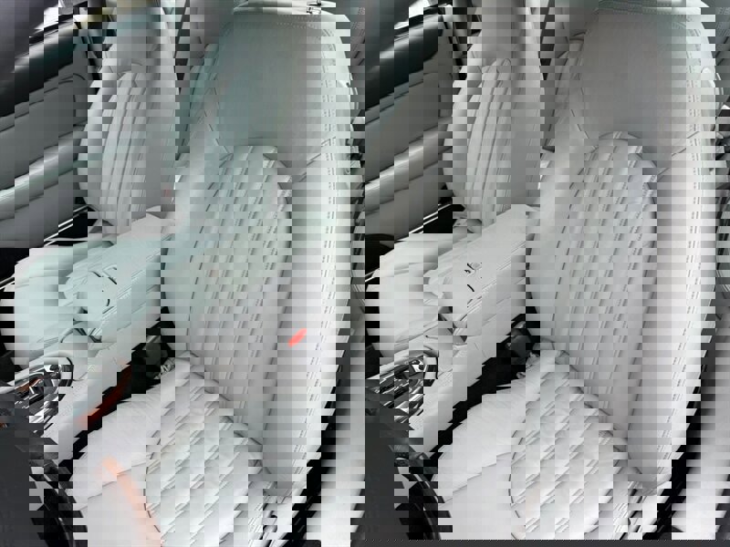 Used 2005 Jaguar XK8 Coupe image 15