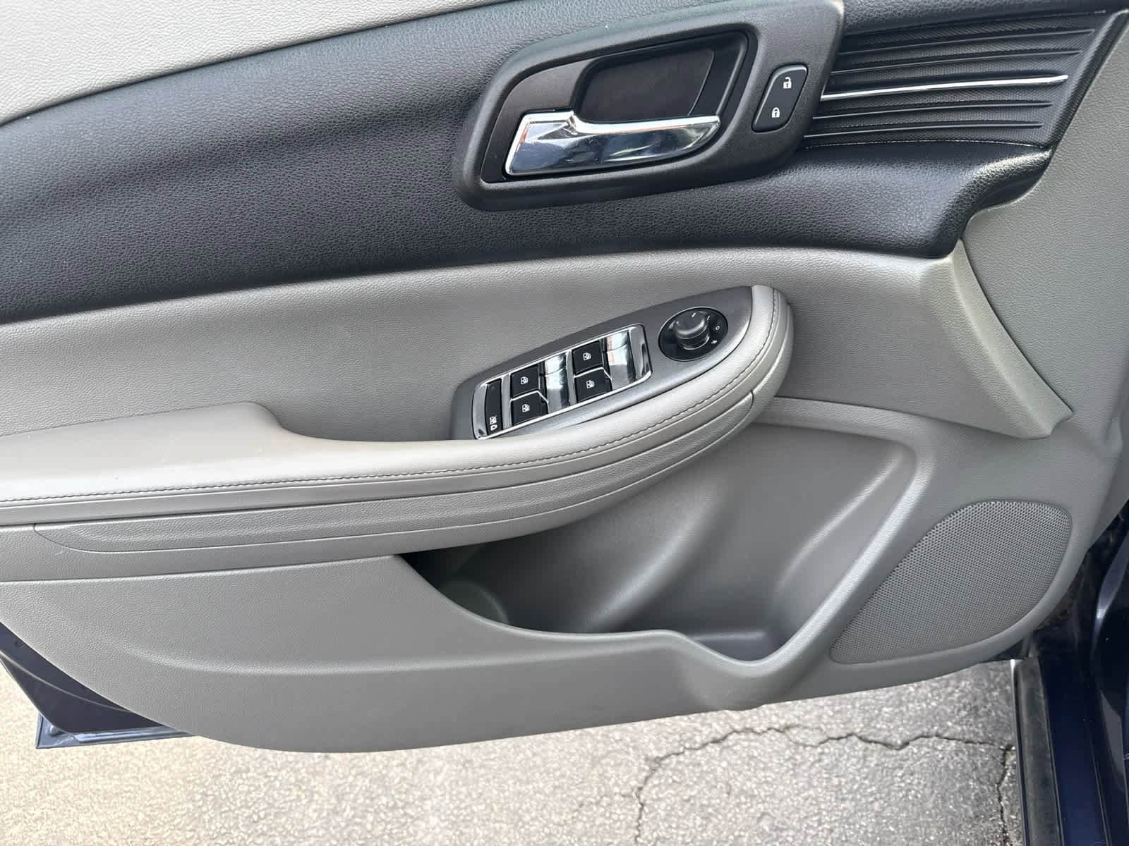 Used 2013 Chevrolet Malibu LS w/ Protection Package image 10